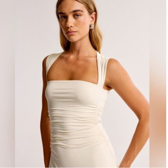 NWT Abecrombie & Fitch Ava Knit Maxi Dress Cream size Large Tall bodycon - Picture 4 of 10